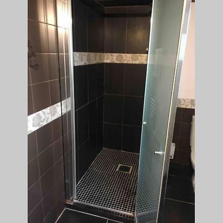 Bel Appartement En Rez De Jardin, 10Min Centre Et 300M Quais De Seine Wifi 鲁昂 外观 照片